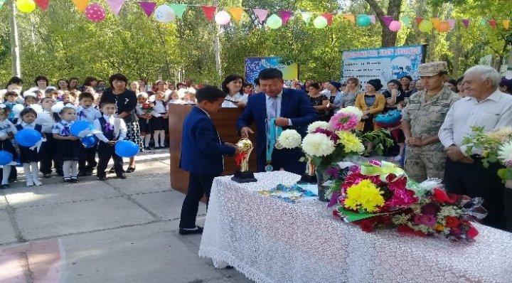 №32 В.В. Маяковский атындағы орта мектебіндегі 2018 жылдың  1 қыркүйек күні өткізілген  жайында мәлімет.