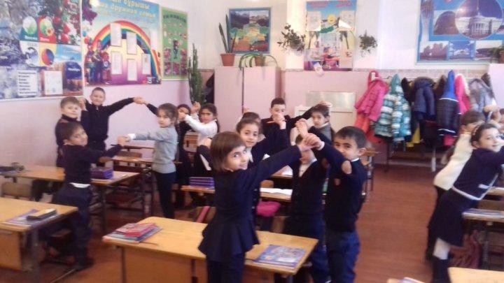Урок по самопознанию на тему "Мои друзья", учитель Мамедова Р.М.